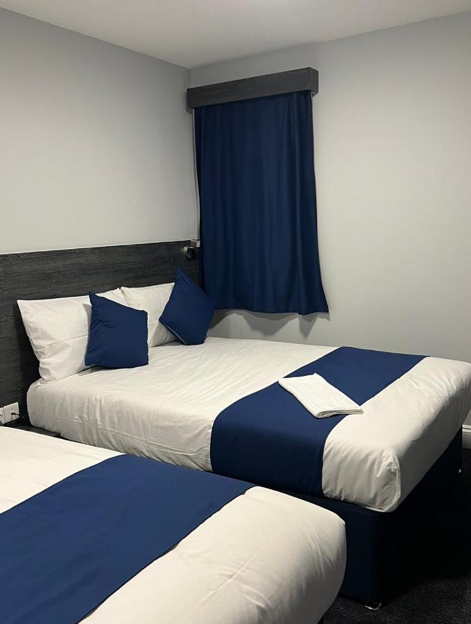 Blue Sapphire Hotel อิลฟอร์ด ภายนอก รูปภาพ